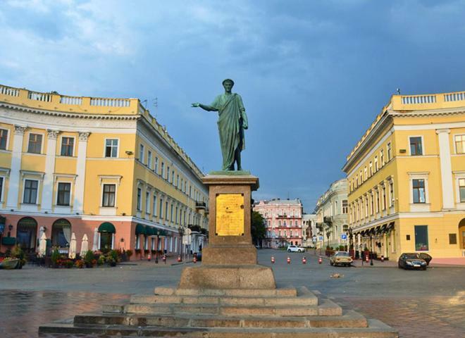 Hostel Berloga Odesa Exterior foto